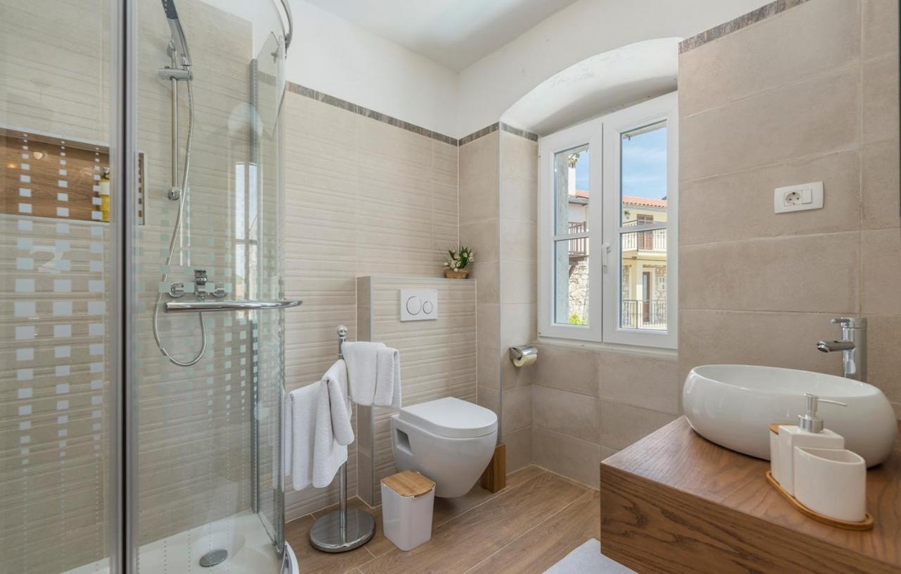 Beautiful Stone House - Villa Parentium With Private Pool Dracevac Экстерьер фото